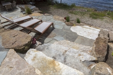 LISL2425_pierre-blue-stone